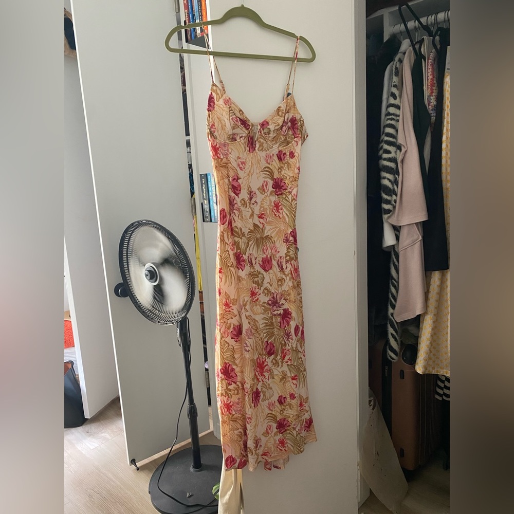 ASTR Coralie Dress in Rose Olive Tropical
